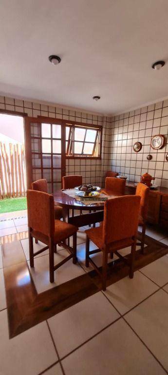 Casa de Condomínio à venda com 4 quartos, 309m² - Foto 37