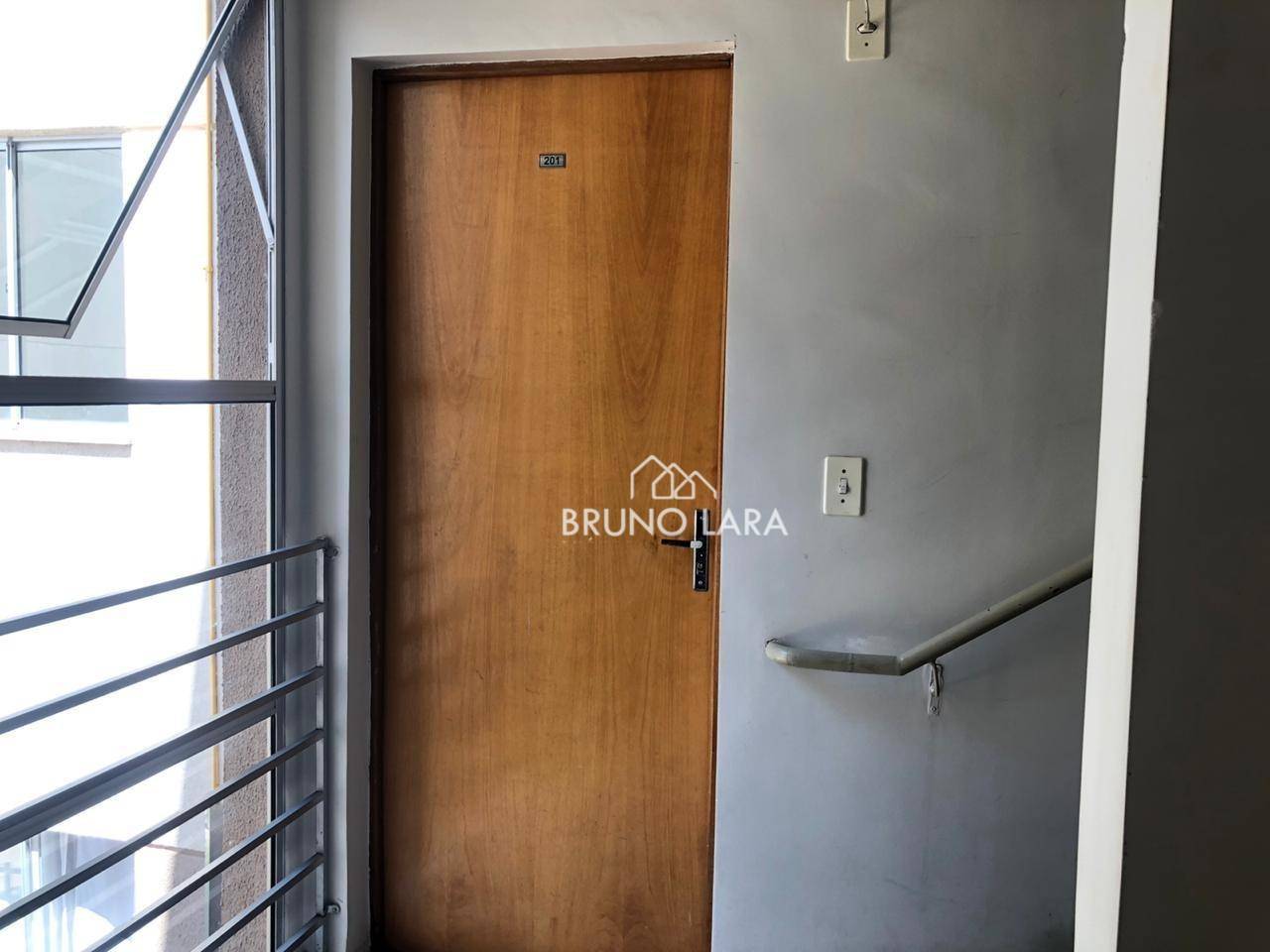 Apartamento à venda com 2 quartos, 54m² - Foto 6