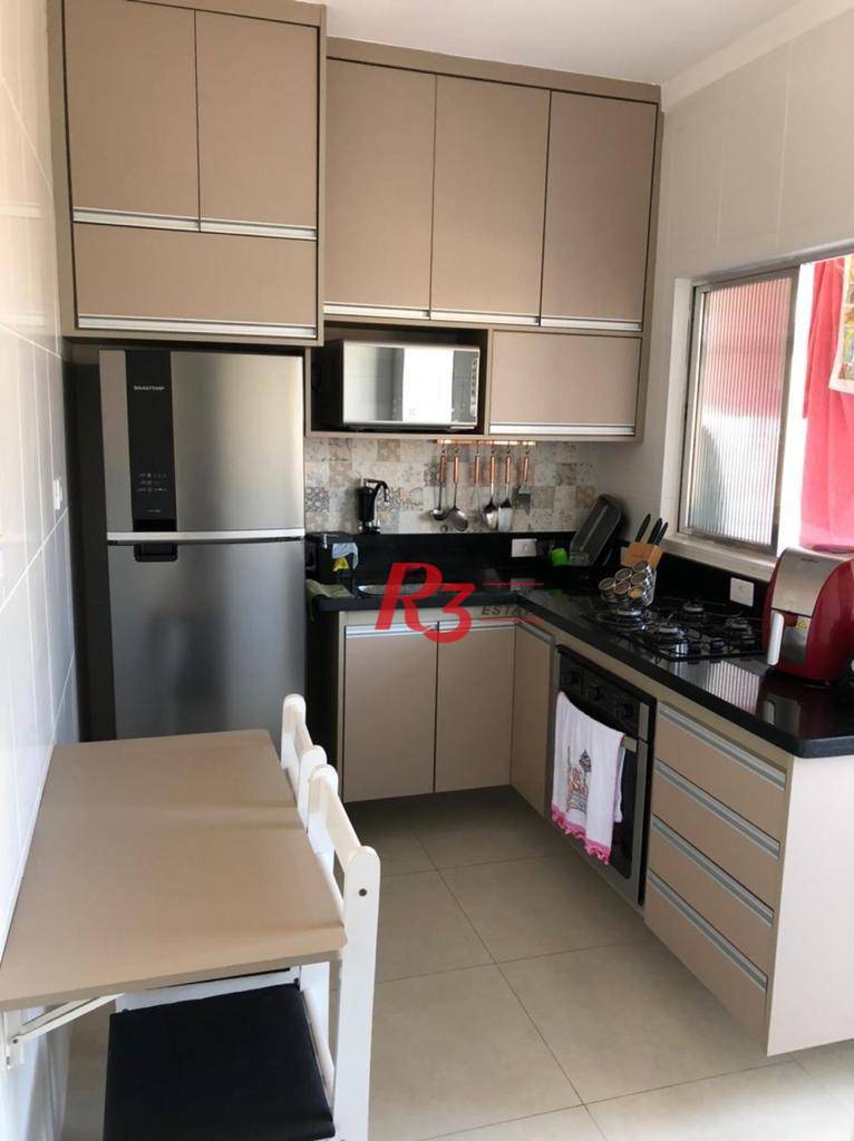 Apartamento à venda com 2 quartos, 70m² - Foto 4