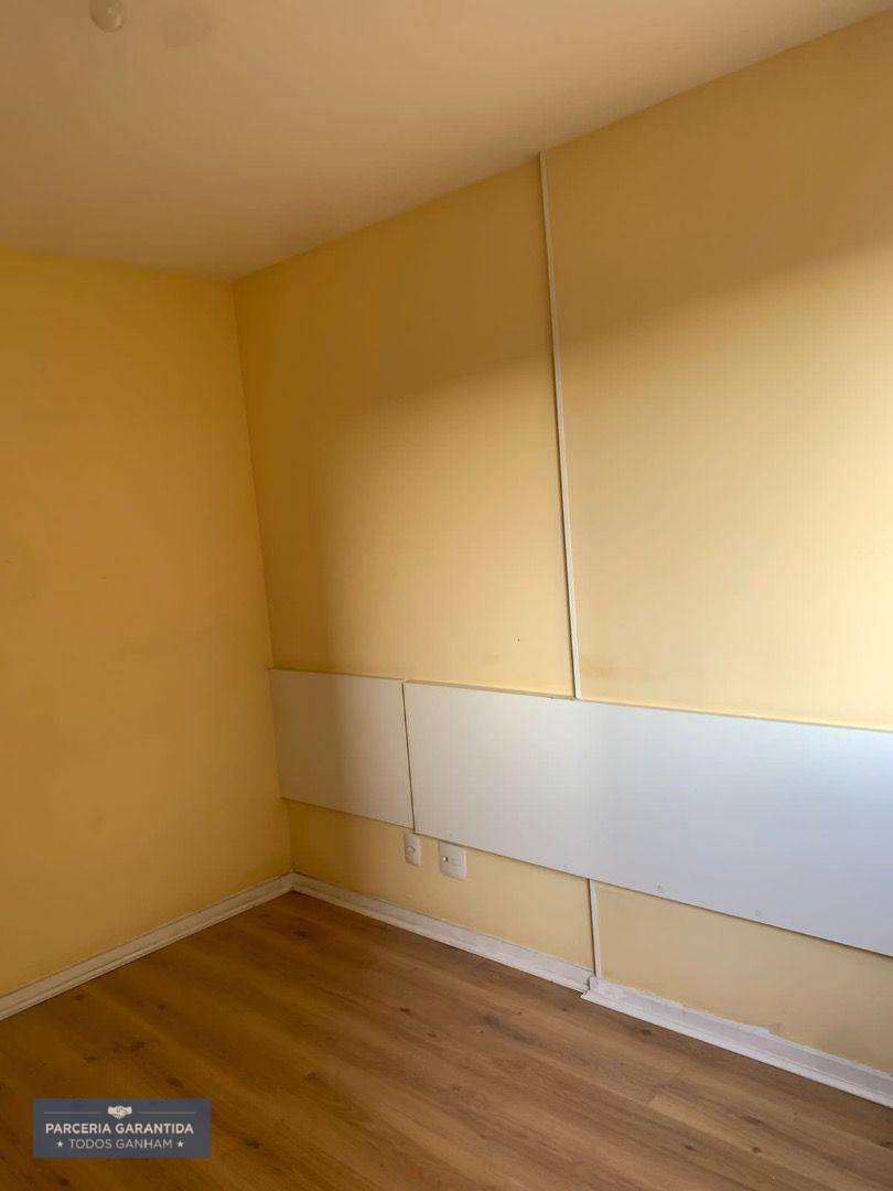 Apartamento à venda com 2 quartos, 60m² - Foto 15