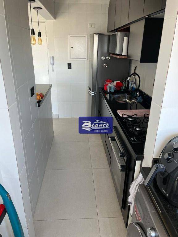 Apartamento à venda com 2 quartos, 48m² - Foto 9