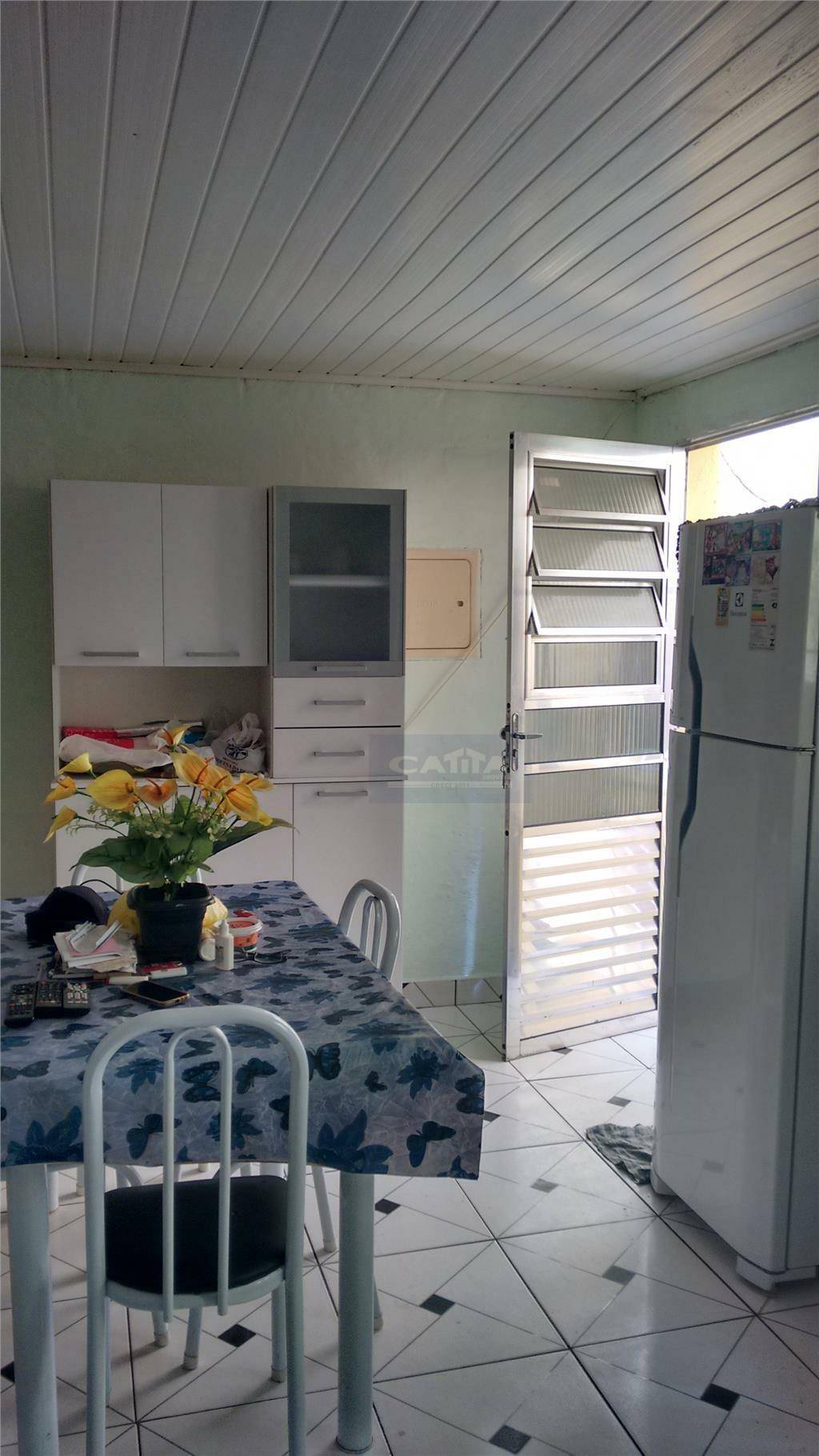 Casa à venda com 5 quartos, 200m² - Foto 5