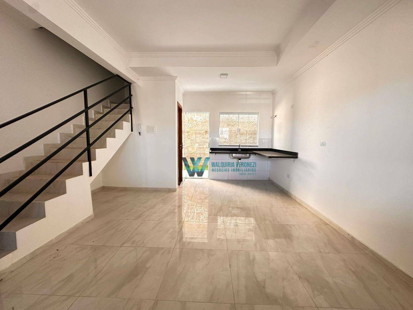 Casa à venda com 2 quartos, 103m² - Foto 9