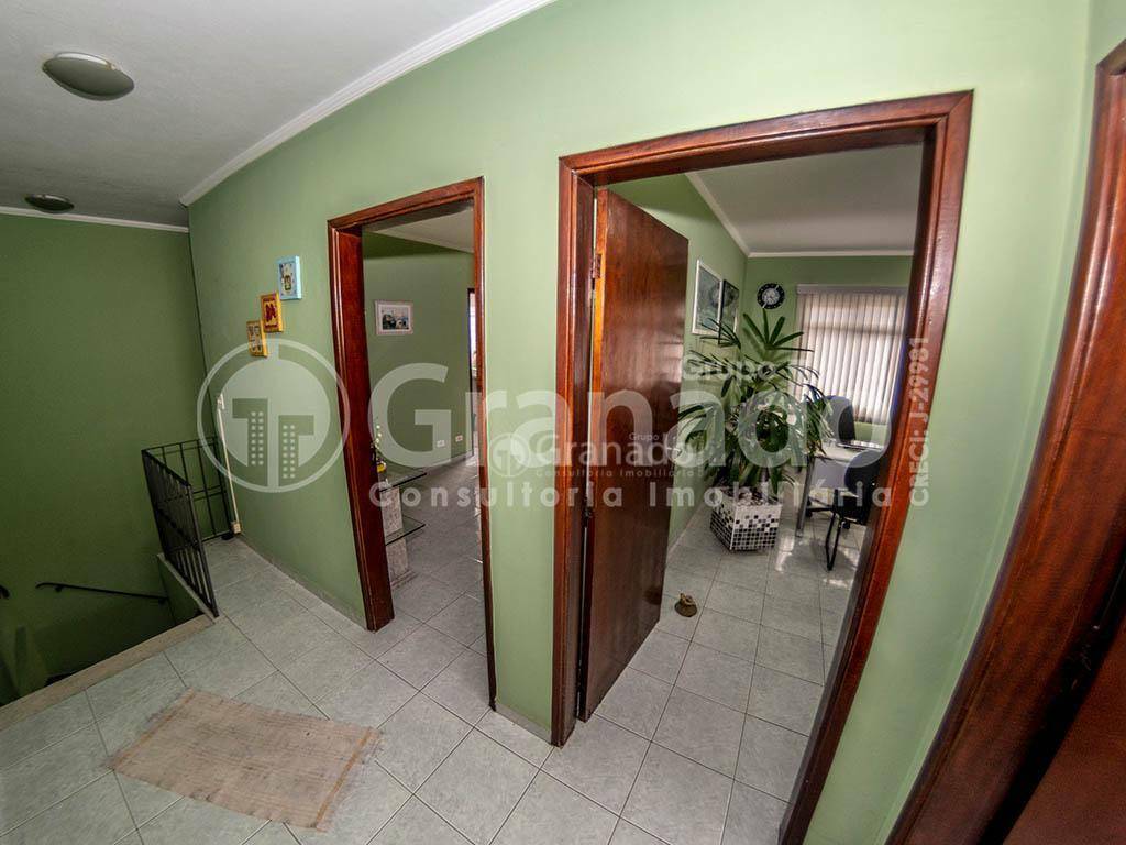 Casa à venda com 2 quartos, 300m² - Foto 3