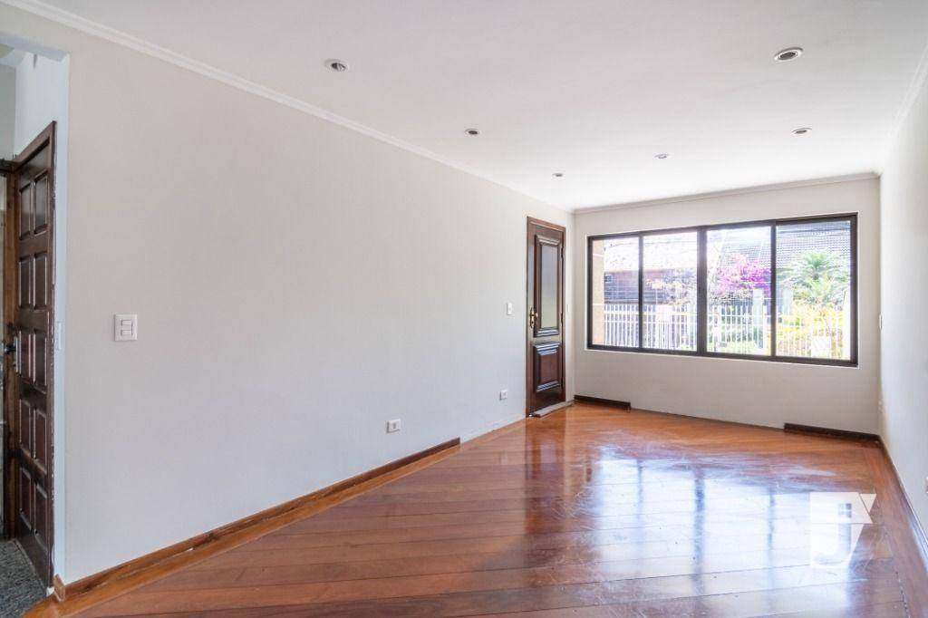 Sobrado para alugar com 3 quartos, 248m² - Foto 3