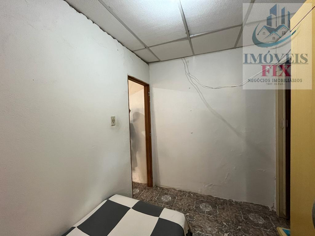 Casa à venda com 4 quartos, 218m² - Foto 26