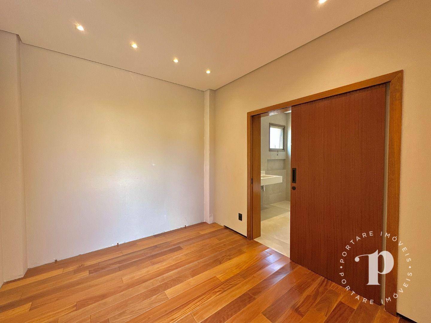 Casa de Condomínio à venda com 4 quartos, 380m² - Foto 21