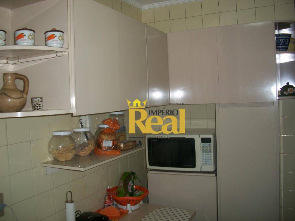 Apartamento à venda com 2 quartos, 75m² - Foto 4