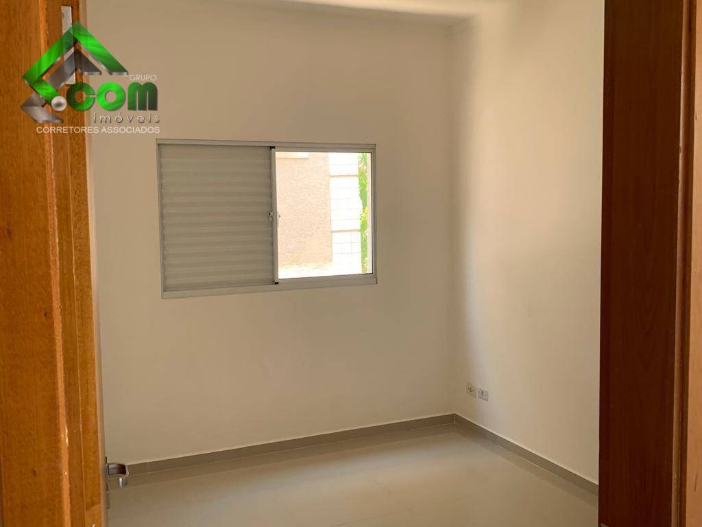 Casa à venda com 2 quartos, 93m² - Foto 11