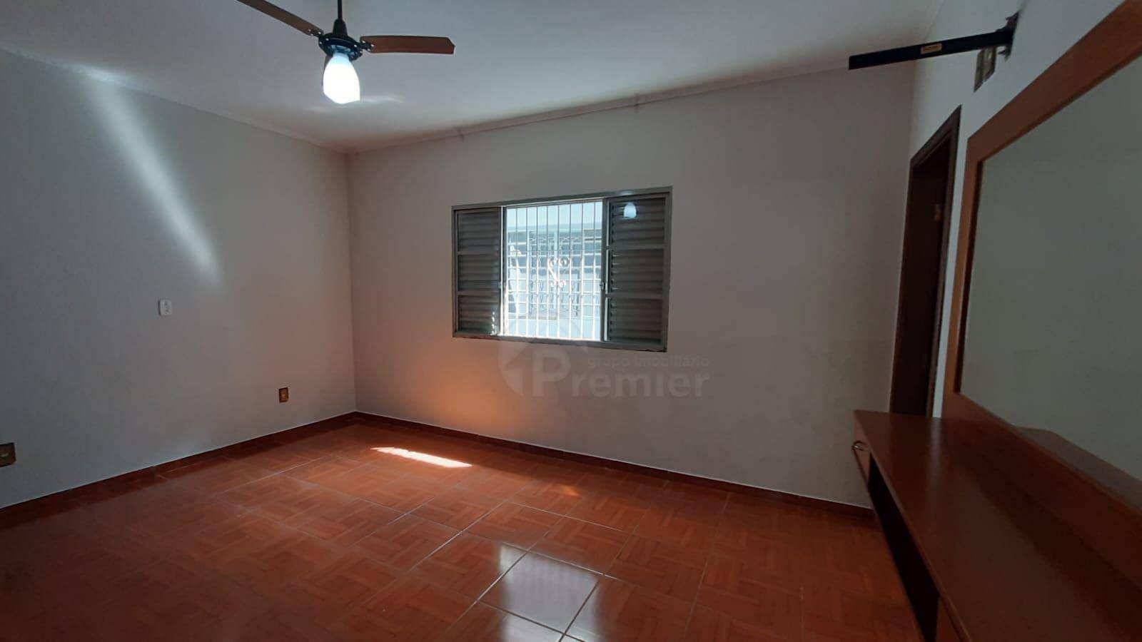 Casa à venda com 3 quartos, 190m² - Foto 26