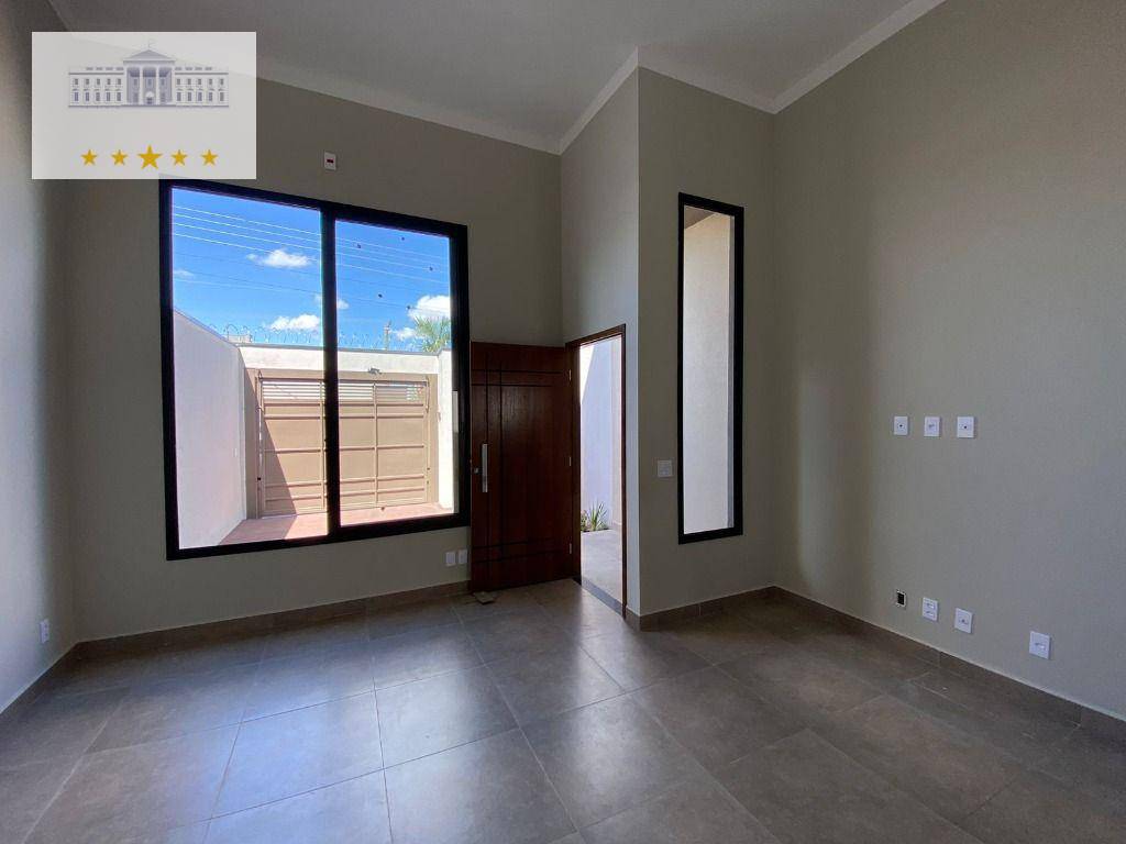 Casa à venda com 2 quartos, 95m² - Foto 1