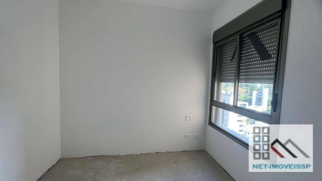 Apartamento à venda com 3 quartos, 233m² - Foto 16