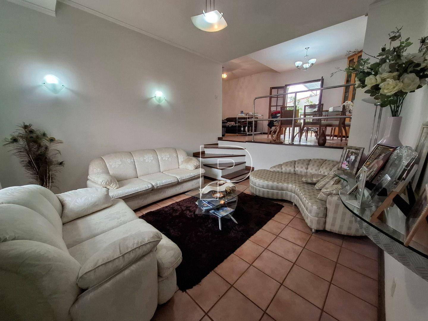 Casa de Condomínio à venda com 4 quartos, 224m² - Foto 4