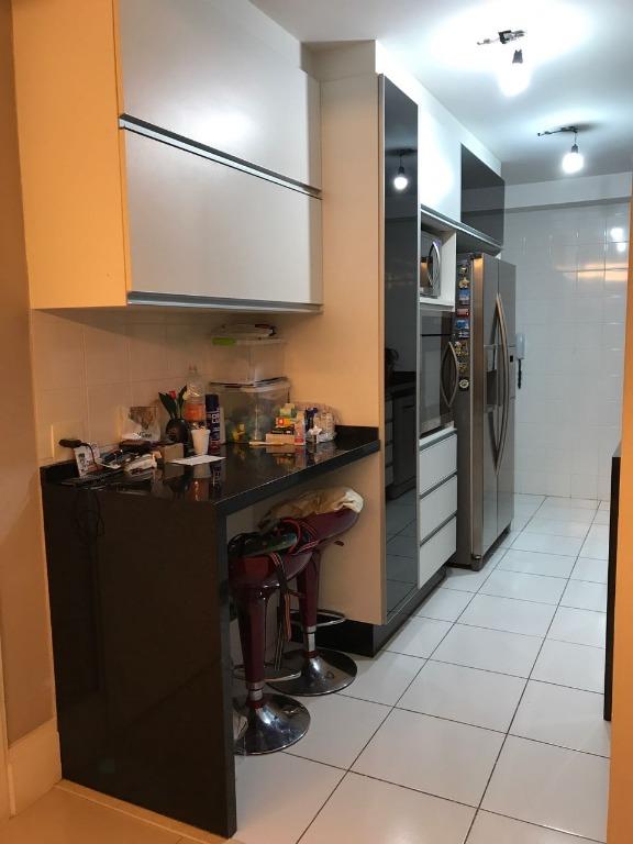 Apartamento à venda com 3 quartos, 134m² - Foto 13