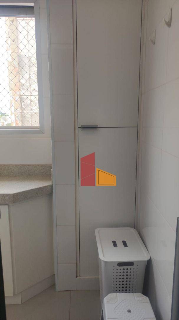 Apartamento à venda com 3 quartos, 135m² - Foto 25