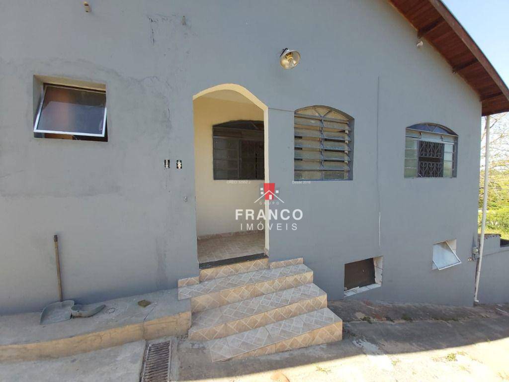 Casa à venda com 6 quartos, 300m² - Foto 14