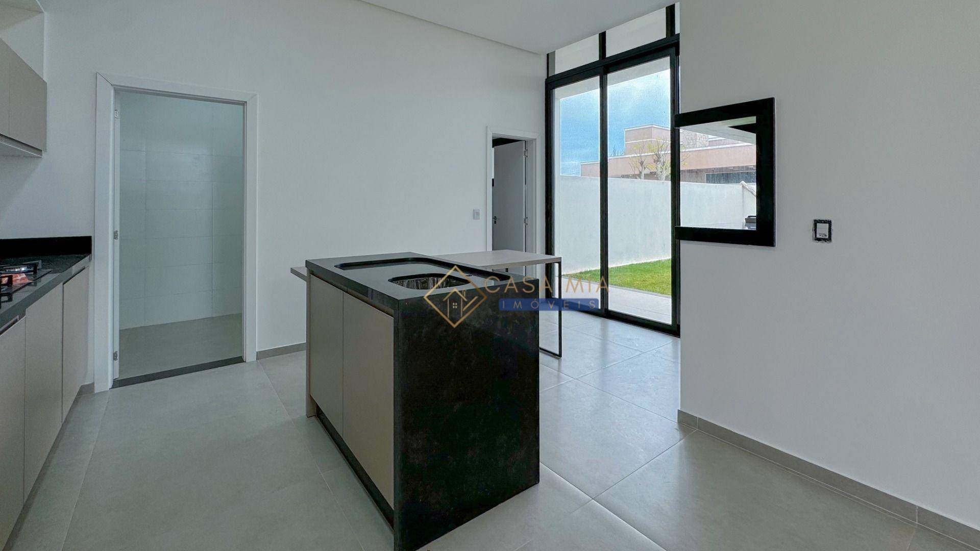 Casa à venda com 3 quartos, 174m² - Foto 8