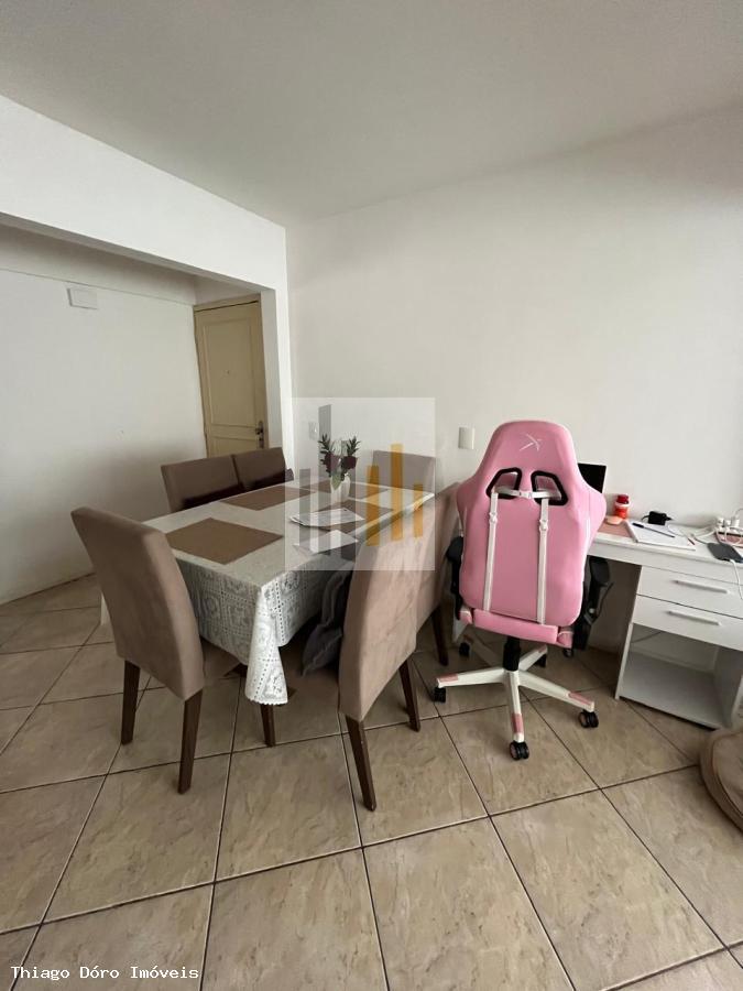 Apartamento à venda com 3 quartos, 70m² - Foto 3