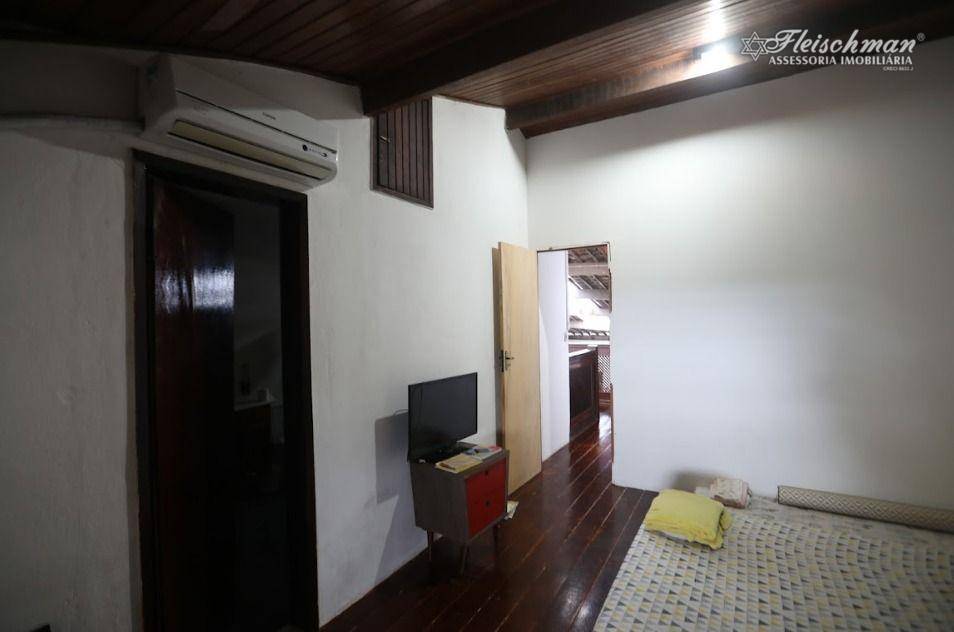 Casa à venda com 3 quartos, 182m² - Foto 24