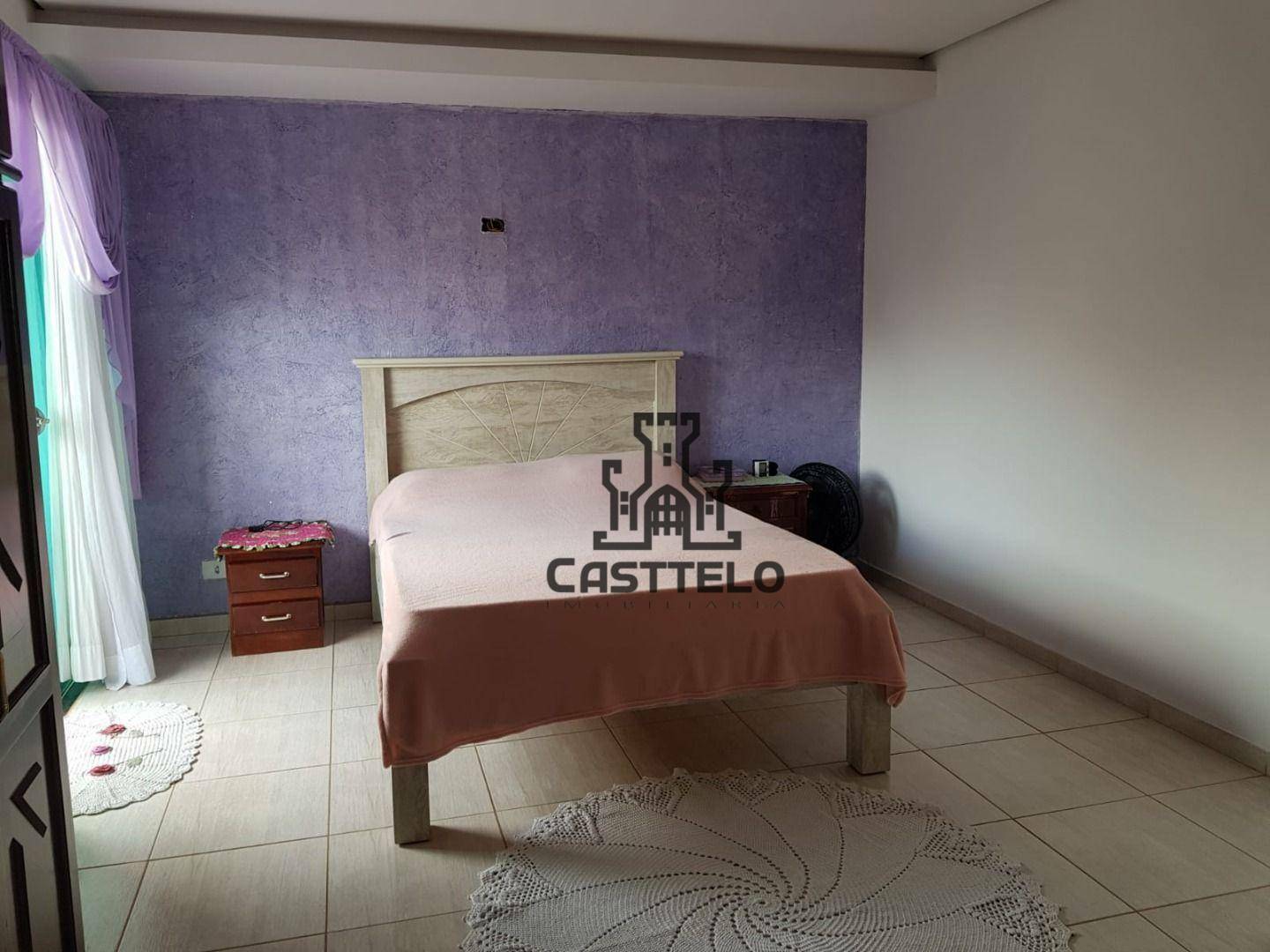 Casa à venda com 3 quartos, 242m² - Foto 15