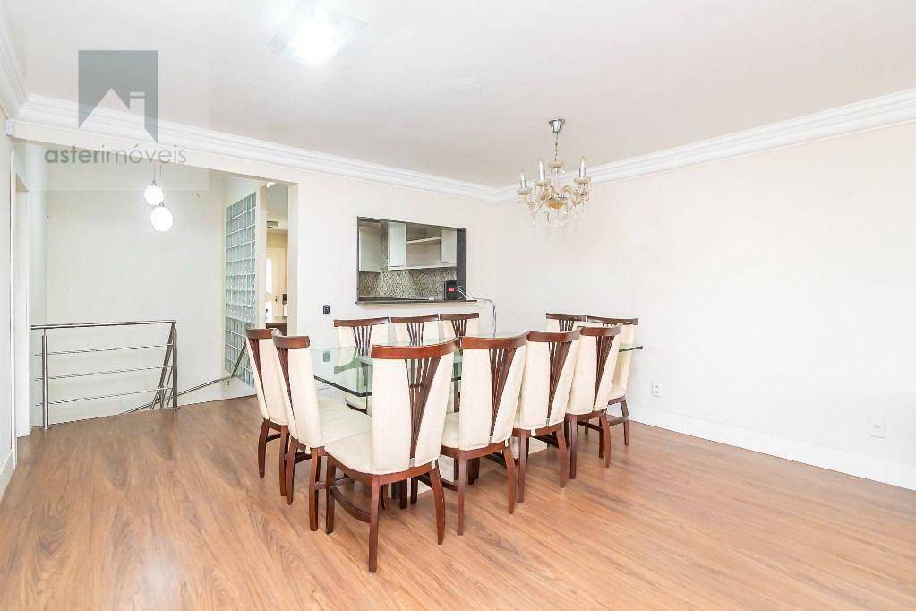 Casa para alugar com 4 quartos, 285m² - Foto 29