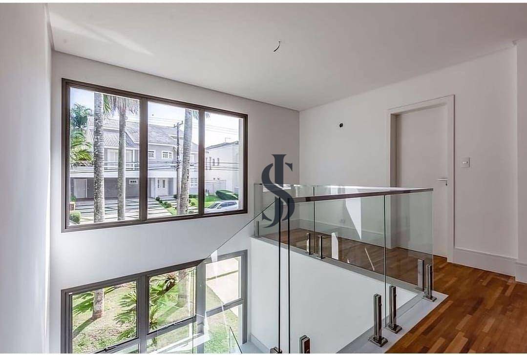 Casa à venda com 4 quartos, 500m² - Foto 4