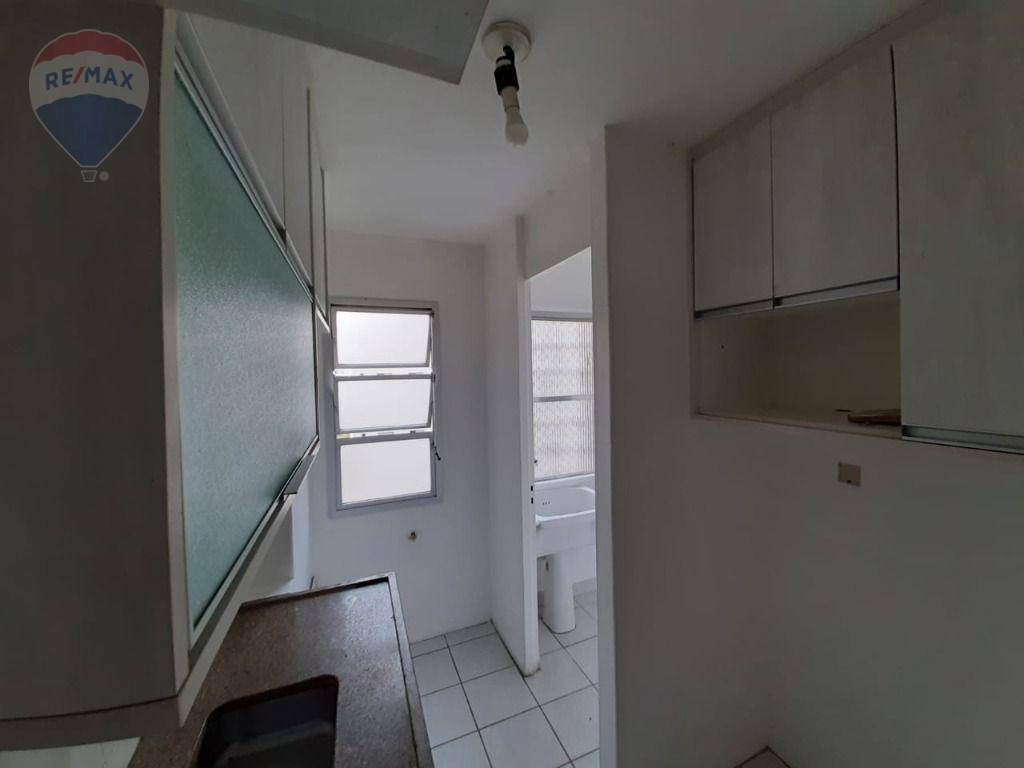 Apartamento à venda com 2 quartos, 67m² - Foto 25