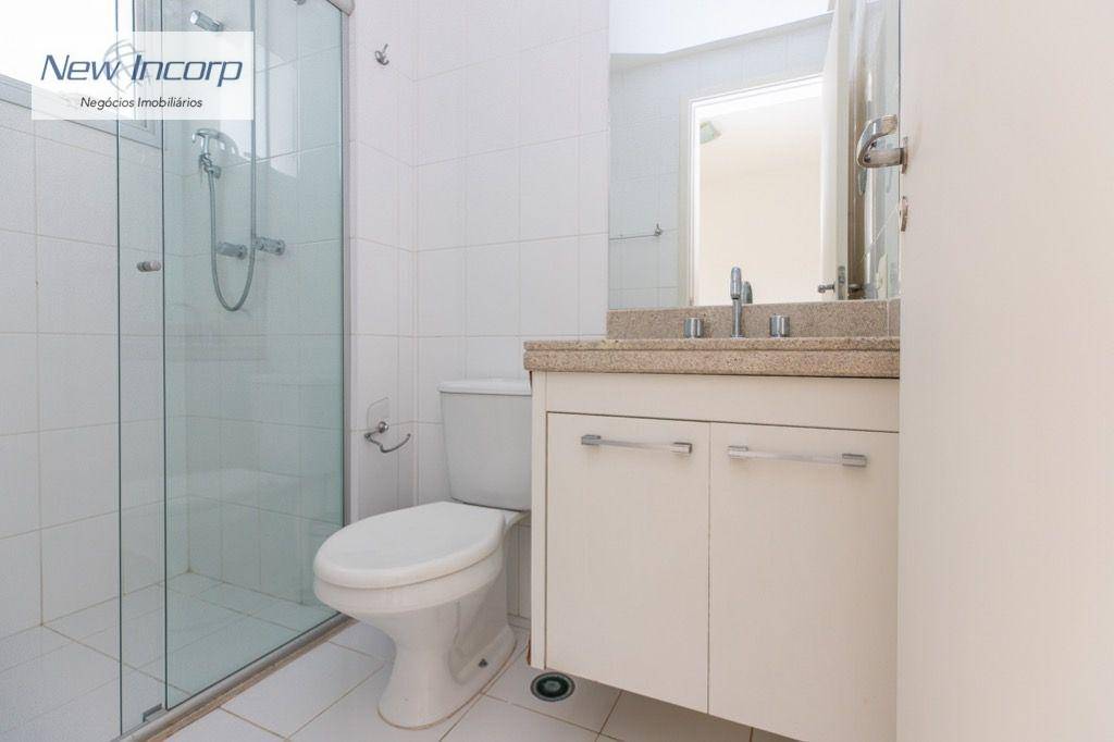 Apartamento à venda com 3 quartos, 227m² - Foto 41