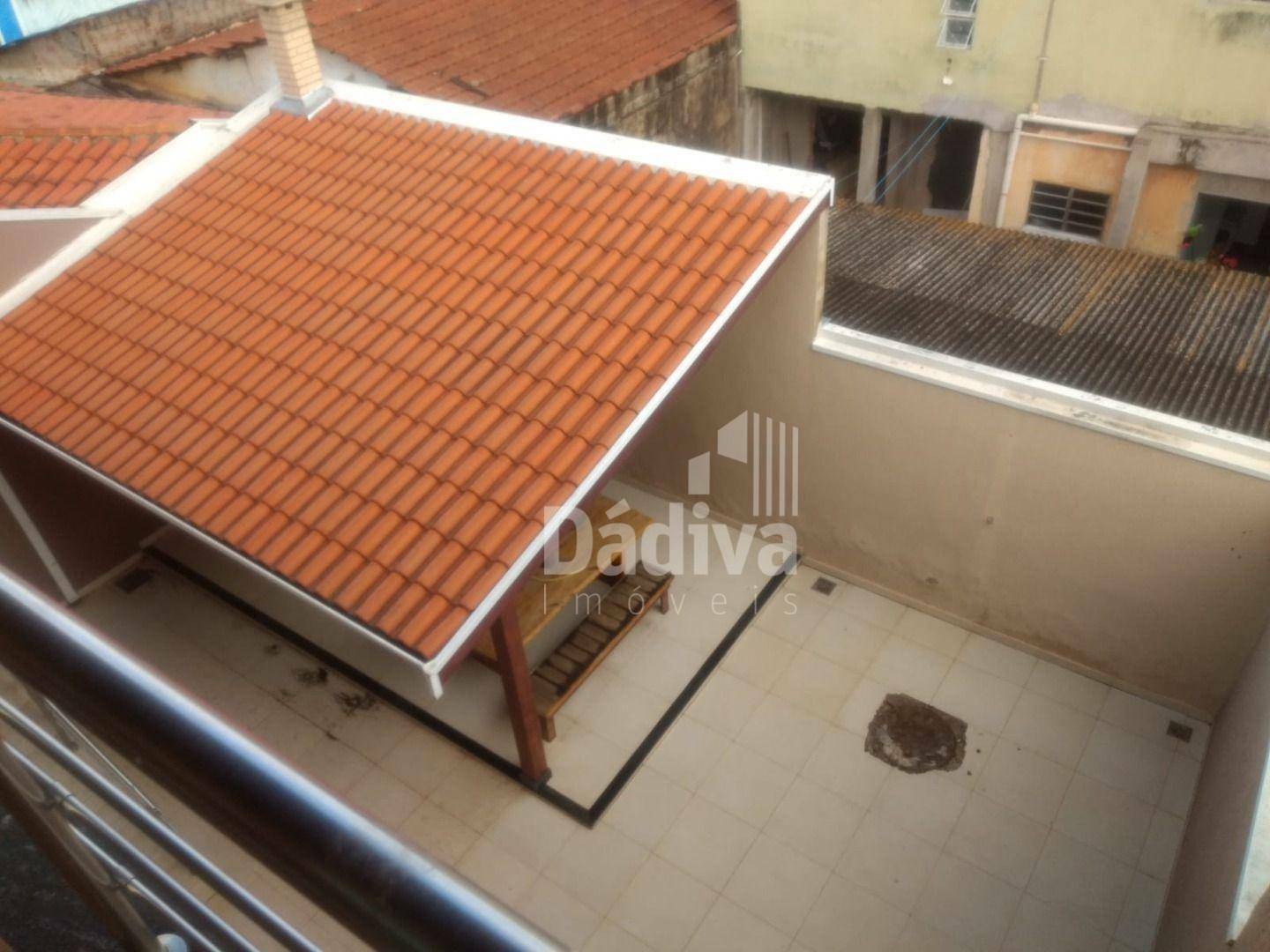 Casa à venda com 3 quartos, 230m² - Foto 9