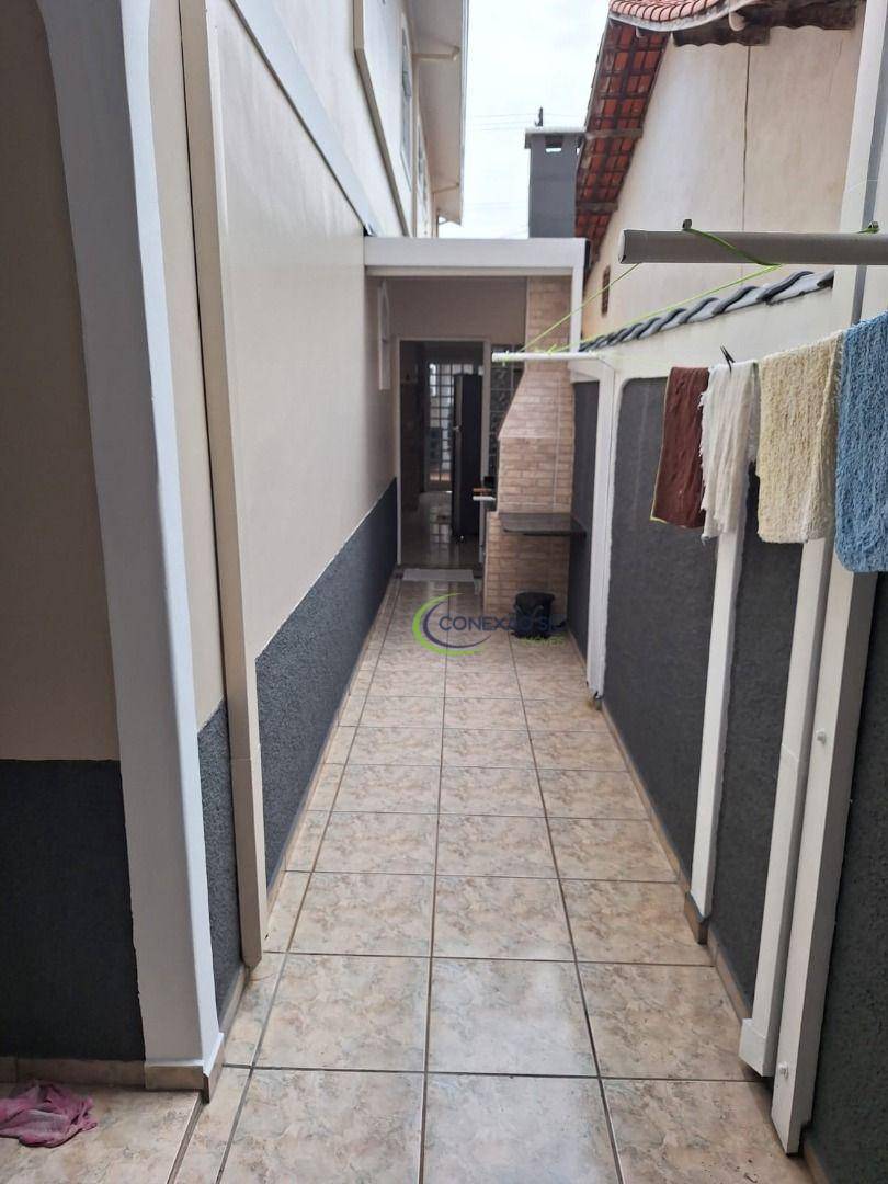 Sobrado à venda com 3 quartos, 190m² - Foto 22