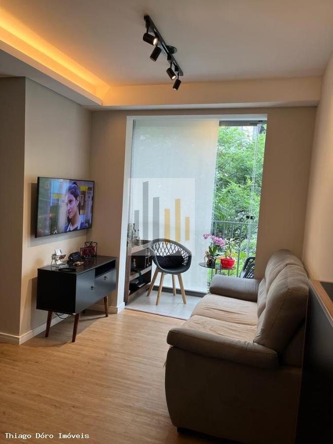 Apartamento à venda com 2 quartos, 44m² - Foto 1