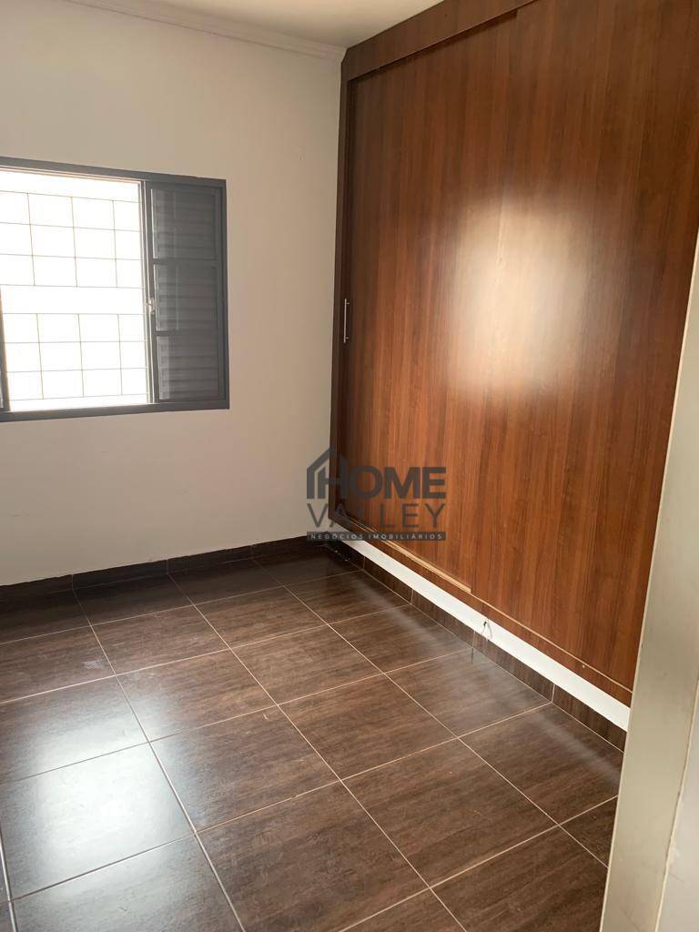 Casa à venda com 4 quartos, 190m² - Foto 11