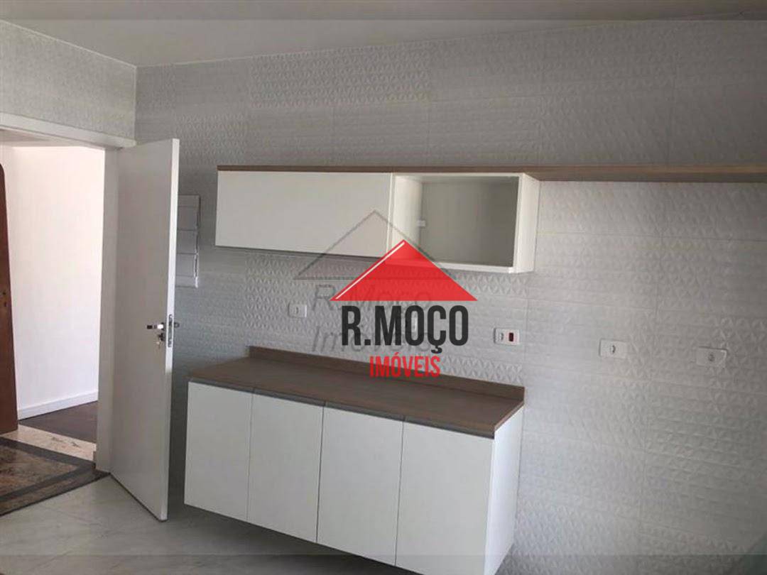 Apartamento à venda com 3 quartos, 209m² - Foto 10