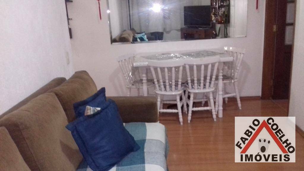 Apartamento à venda com 3 quartos, 70m² - Foto 1