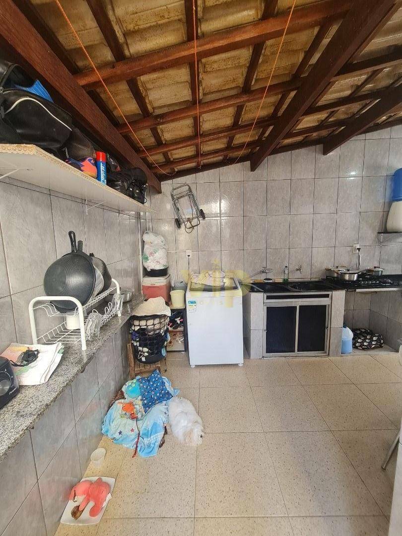 Casa à venda com 3 quartos, 134m² - Foto 7