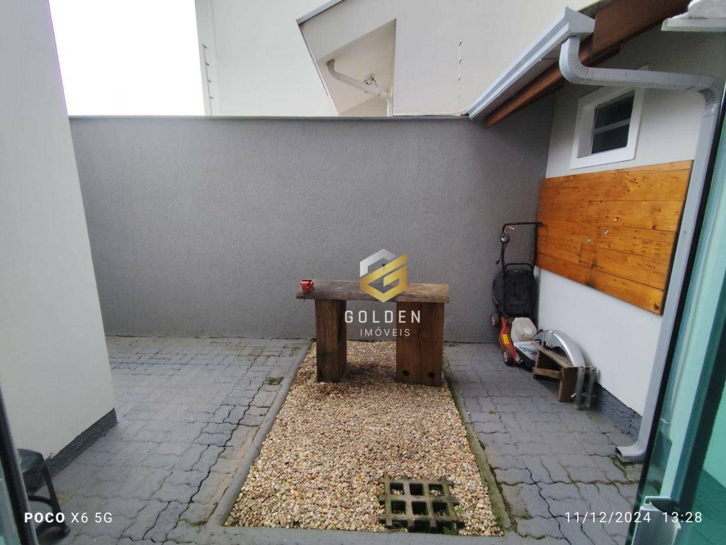 Sobrado para alugar com 3 quartos, 220m² - Foto 2