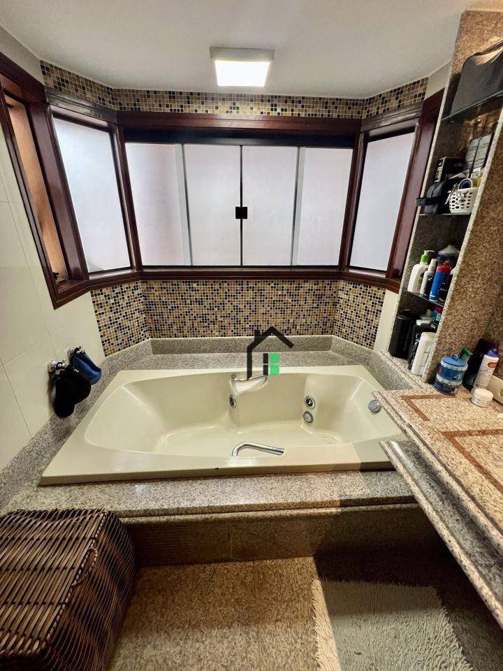 Casa, 3 quartos, 360 m² - Foto 19