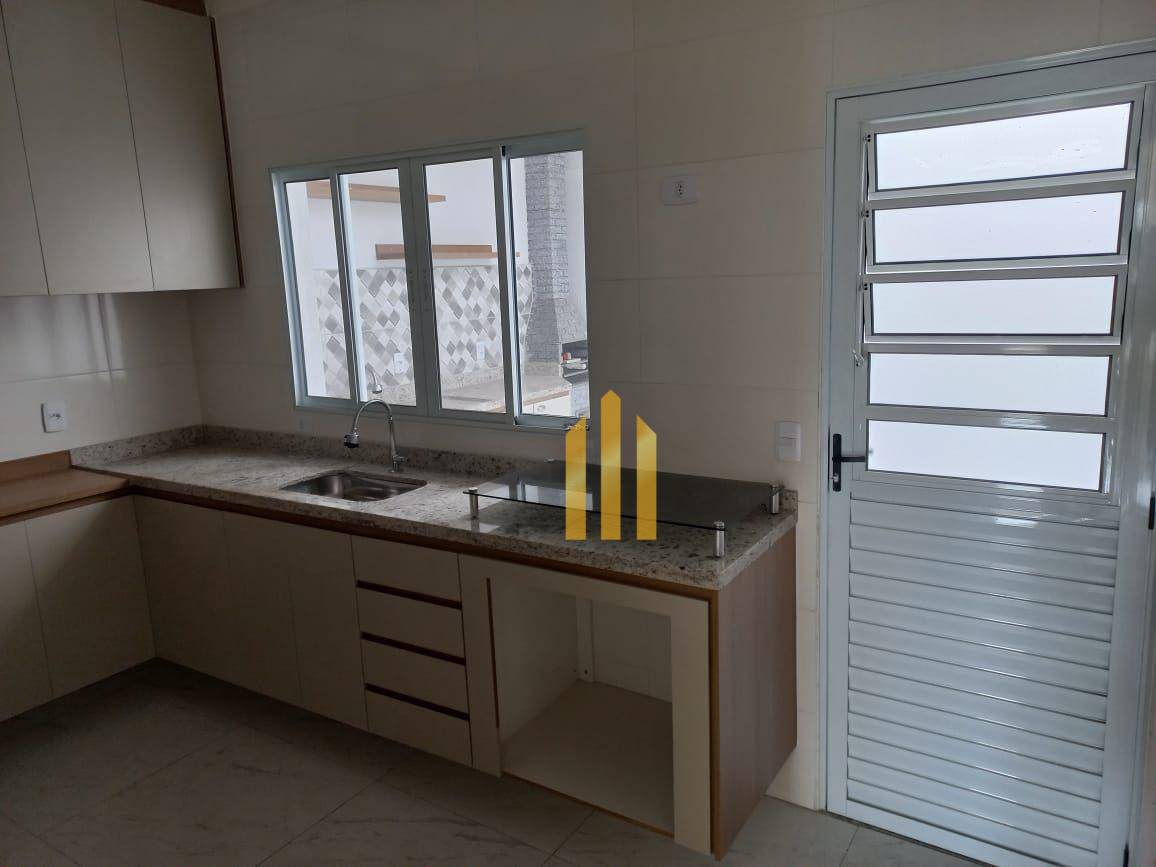 Sobrado à venda com 3 quartos, 180m² - Foto 55