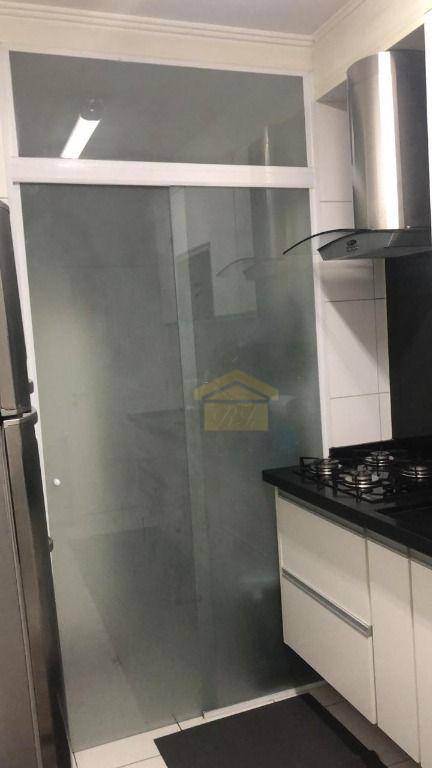 Apartamento à venda com 3 quartos, 80m² - Foto 9