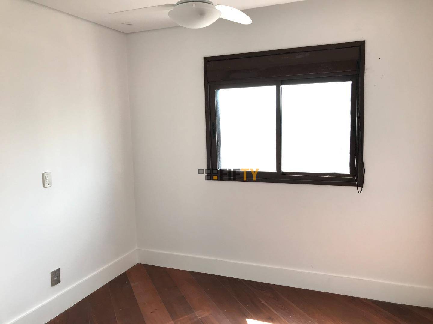 Apartamento à venda com 3 quartos, 136m² - Foto 11