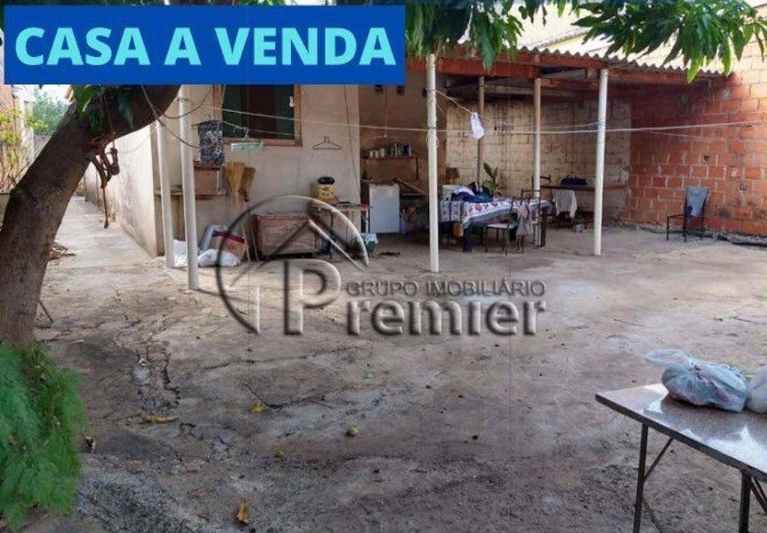 Casa à venda com 3 quartos, 185m² - Foto 2