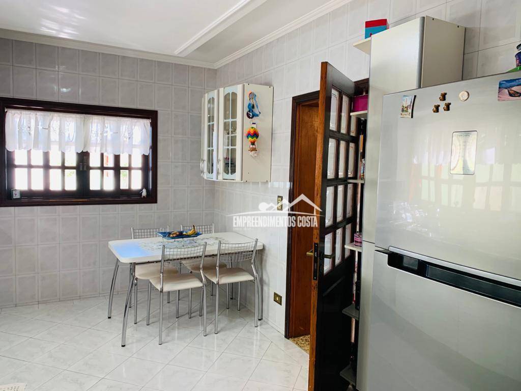 Casa à venda com 3 quartos, 338M2 - Foto 15