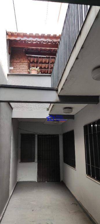 Sobrado à venda com 3 quartos, 340m² - Foto 26