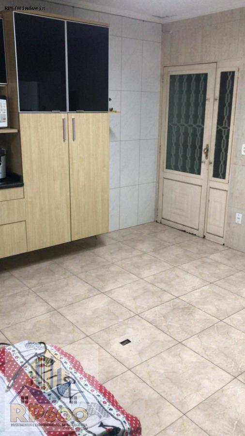 Casa para alugar com 2 quartos, 100m² - Foto 18