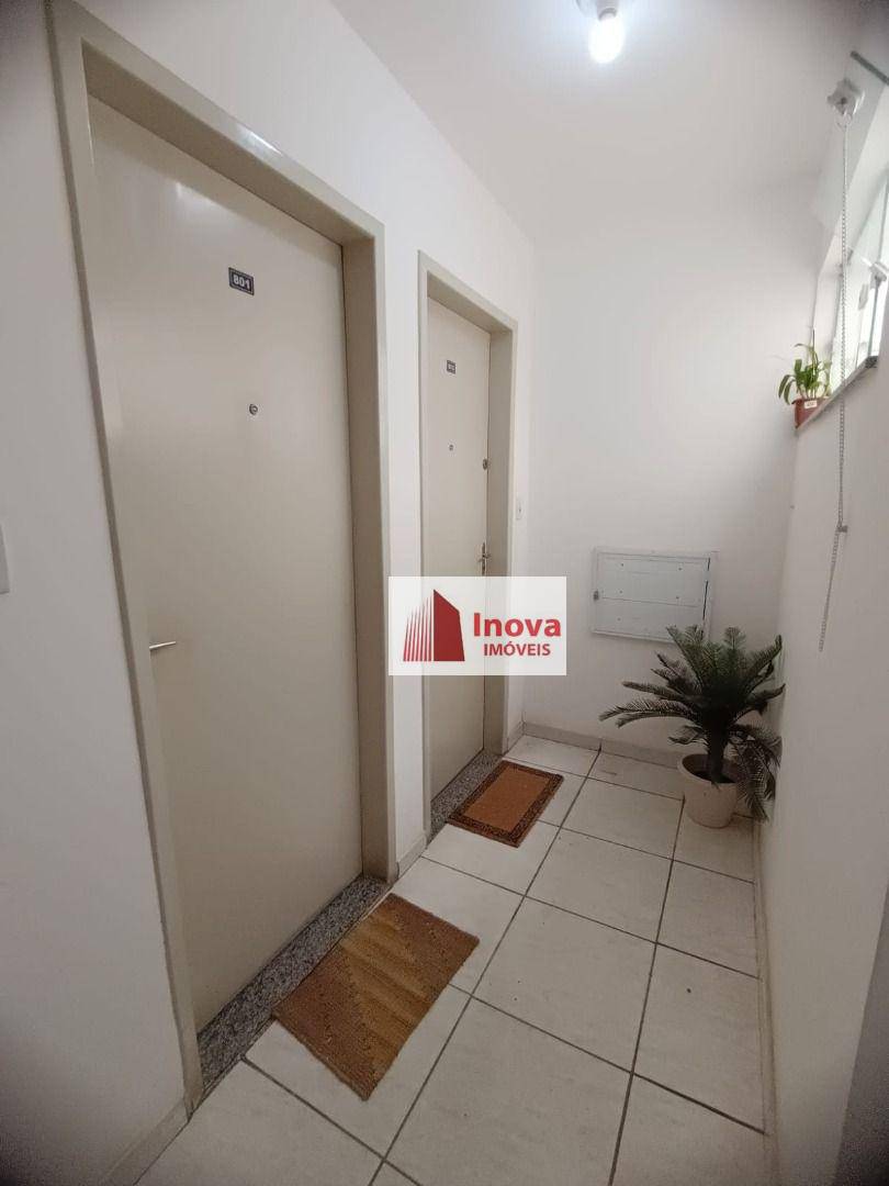 Apartamento para alugar com 2 quartos, 70m² - Foto 5