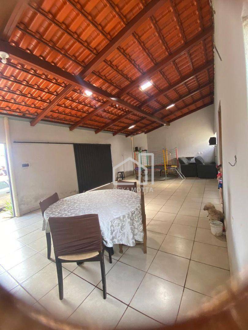 Casa à venda com 3 quartos, 150m² - Foto 3