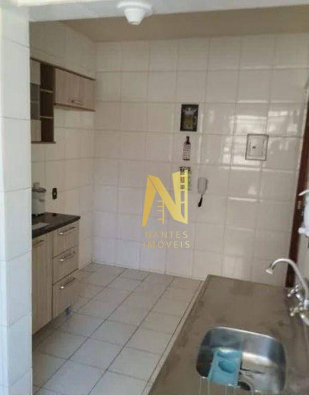 Apartamento à venda com 2 quartos, 63m² - Foto 2