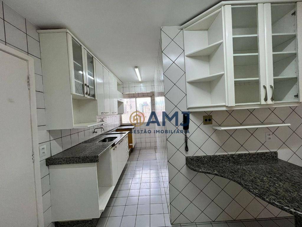 Apartamento para alugar com 3 quartos, 110m² - Foto 10