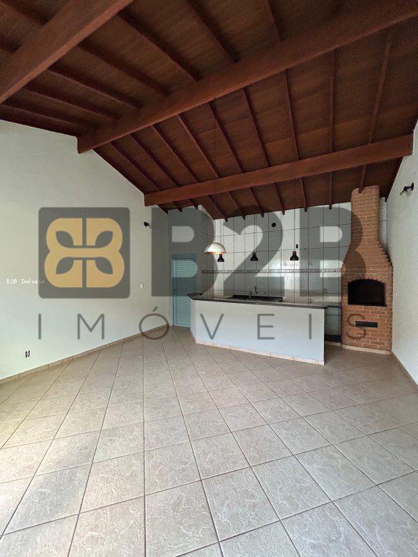 Casa à venda com 3 quartos, 199m² - Foto 22