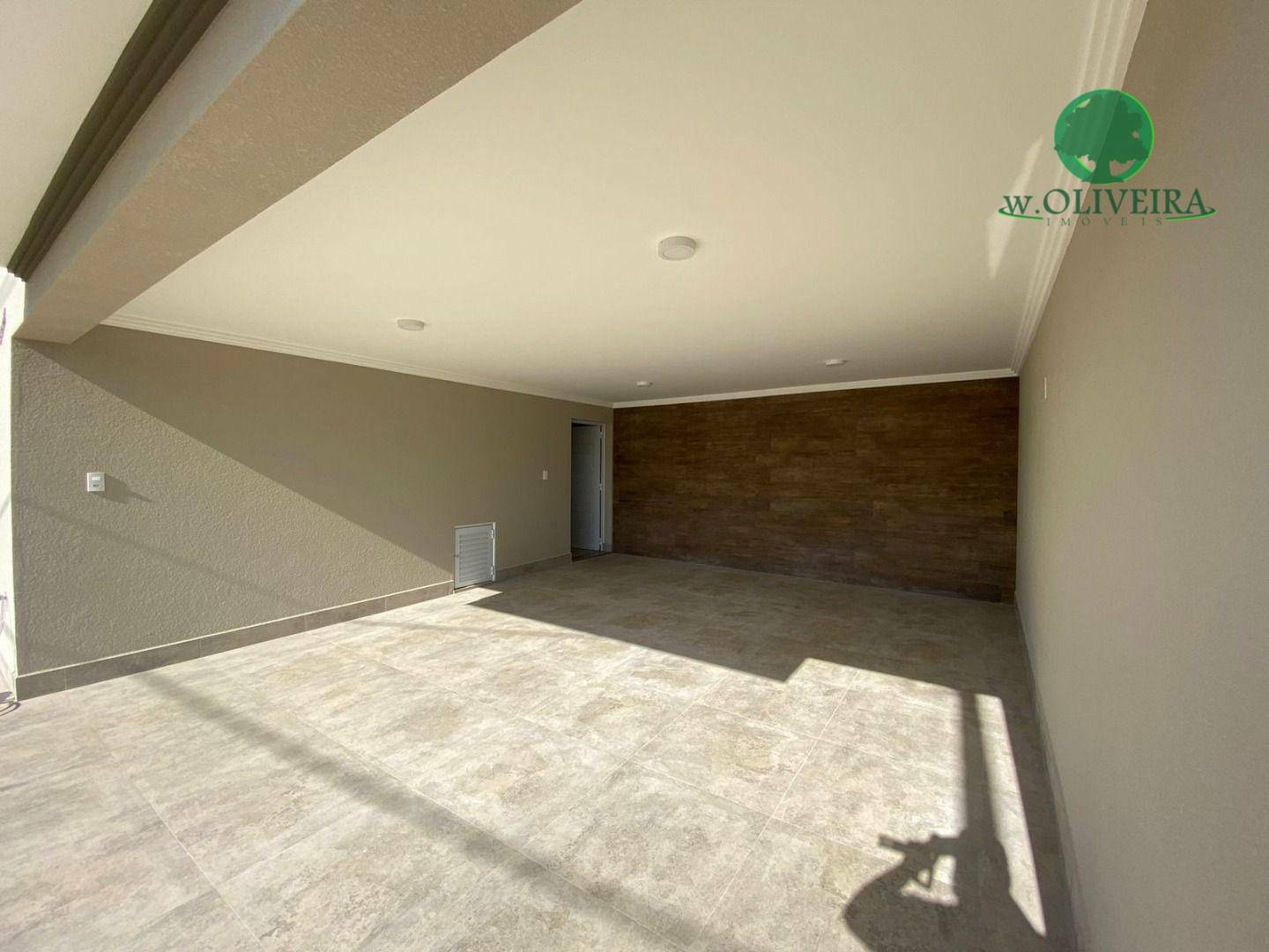 Sobrado à venda com 3 quartos, 180m² - Foto 2